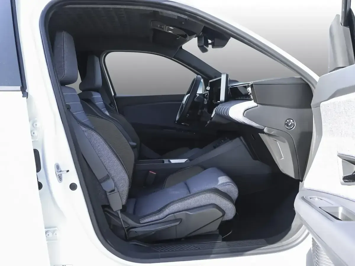 Neu Renault 5 E-Tech Urban 89 kW (122 PS) 2026 Perlmuttweiß metallic Limousine