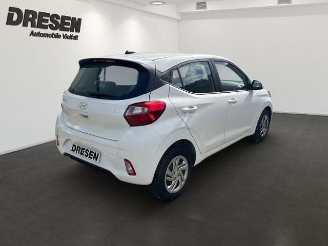 Gebraucht Hyundai i10 Select 63 PS (46 kW) 2025 Weiss Kleinwagen