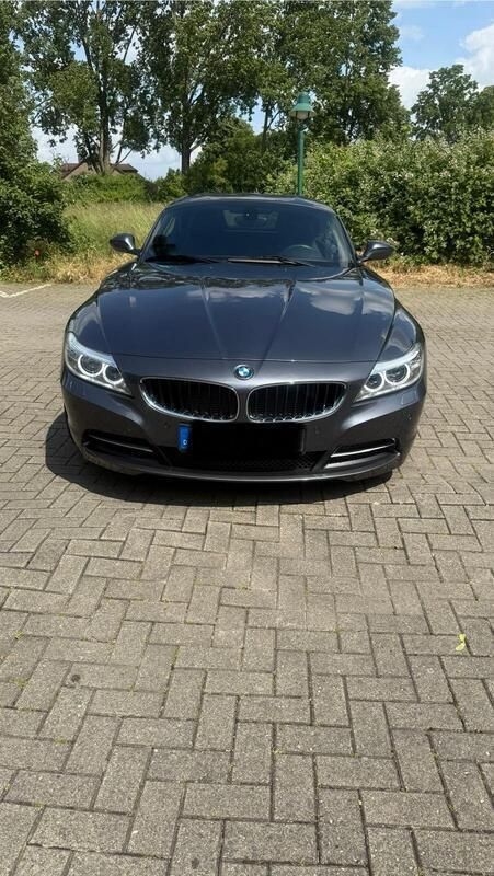 Grau Gebraucht 2013 BMW Z4 Cabrio | 19.500 € (Guter Preis) - Bild 1/4