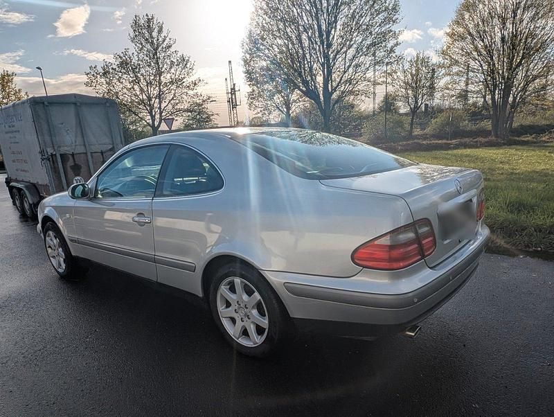 Gebraucht Mercedes CLK320 Elegance 218 PS (160 kW) 1999 Grau Coupé
