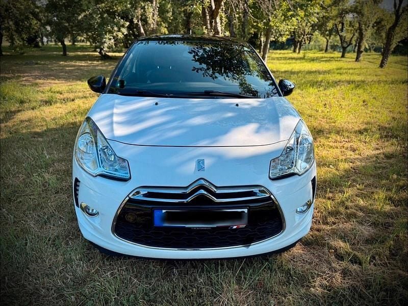 Gebraucht Citroën DS3 95 PS (69 kW) 2013 Weiß Kleinwagen