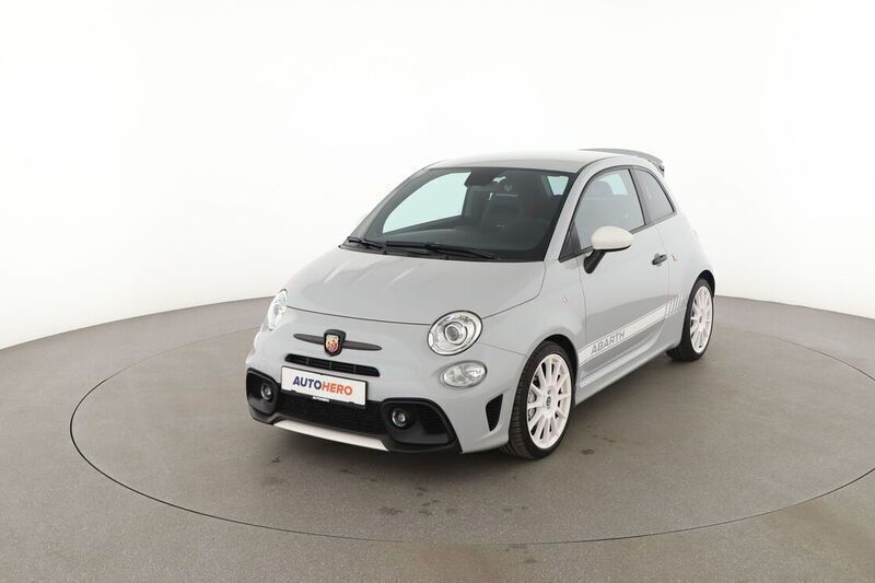 Grau Gebraucht 2022 Abarth 695 Esseesse Kleinwagen | 25.980 € (Guter Preis) - Bild 1/4