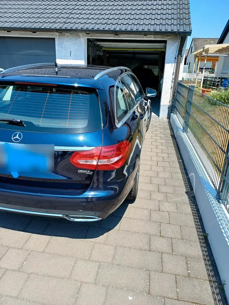 Gebraucht Mercedes C220 170 PS (125 kW) 2016 Blau Kombi