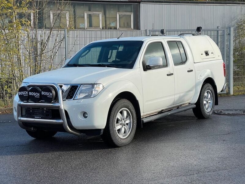 Gebraucht Nissan Navara 190 PS (139 kW) 2011 Weiß Pickup