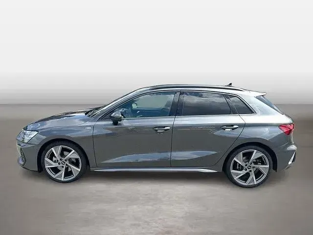Gebraucht Audi A3 S-Line 150 PS (110 kW) 2026 Grau Limousine