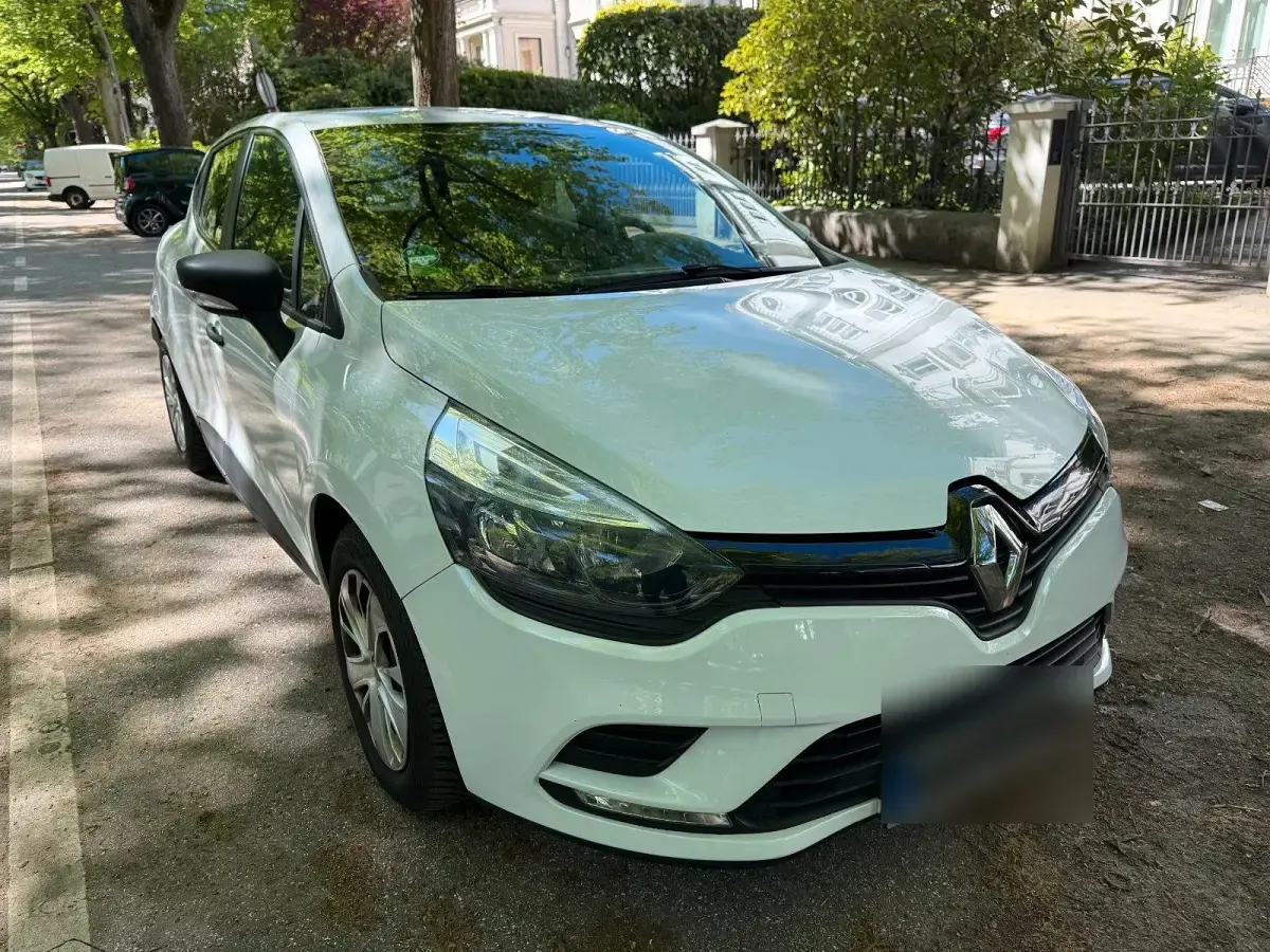 Gebraucht Renault Clio IV Life 75 PS (55 kW) 2019 Weiß Kleinwagen