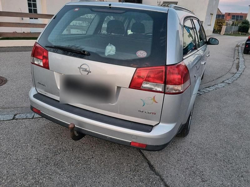 Gebraucht Opel Vectra 130 PS (95 kW) 2004 Silber Kombi