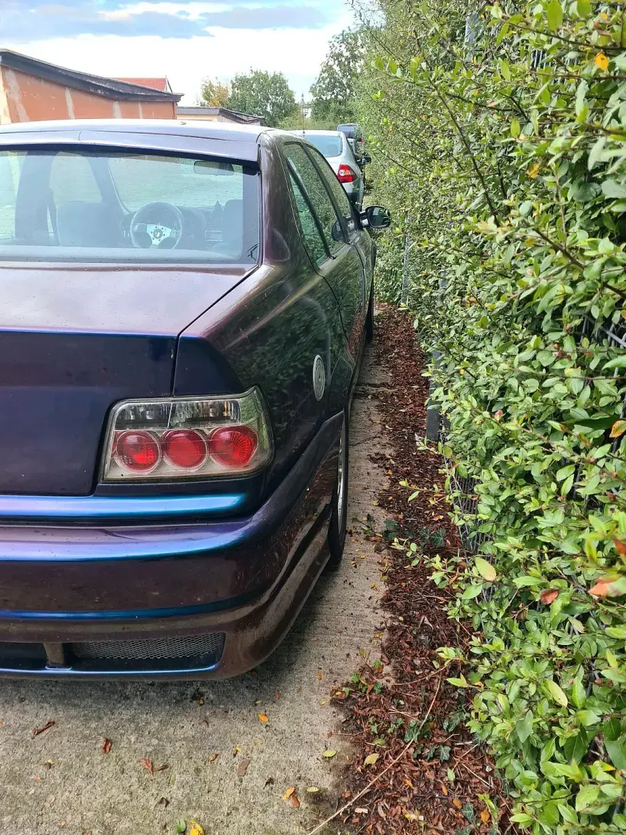 Gebraucht BMW 318 118 PS (86 kW) 1991 Andere farben Limousine