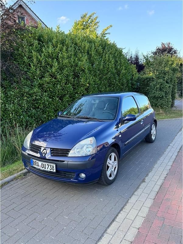 Blau Gebraucht 2004 Renault Clio II Kleinwagen | 1.700 € - Bild 1/4