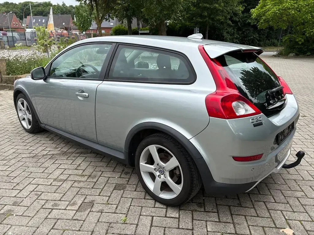 Gebraucht Volvo C30 R-Design 114 PS (83 kW) 2012 Silber Kleinwagen