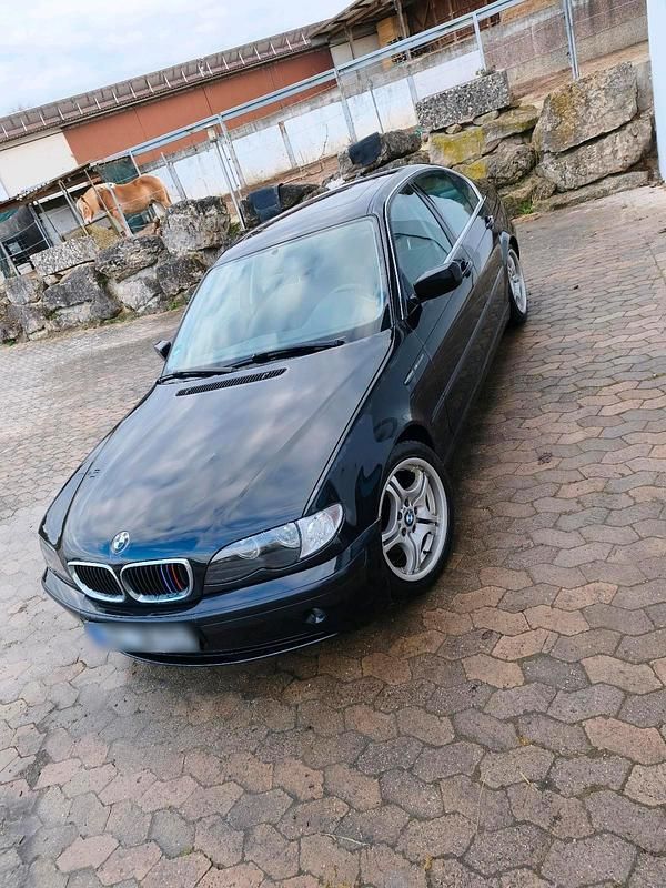 Gebraucht BMW 320 170 PS (125 kW) 2002 Schwarz Limousine
