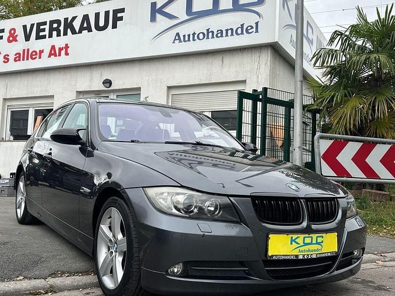 Grau Gebraucht 2008 BMW 330 Limousine | 8.900 € (Superpreis) - Bild 1/4