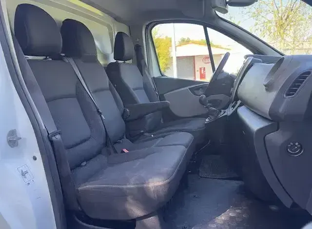 Occasion Renault Trafic 121 ch (88 kW) 2019 Blanc Monospace