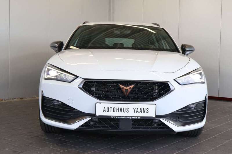 Gebraucht Cupra Leon 150 PS (110 kW) 2024 Weiß Kombi