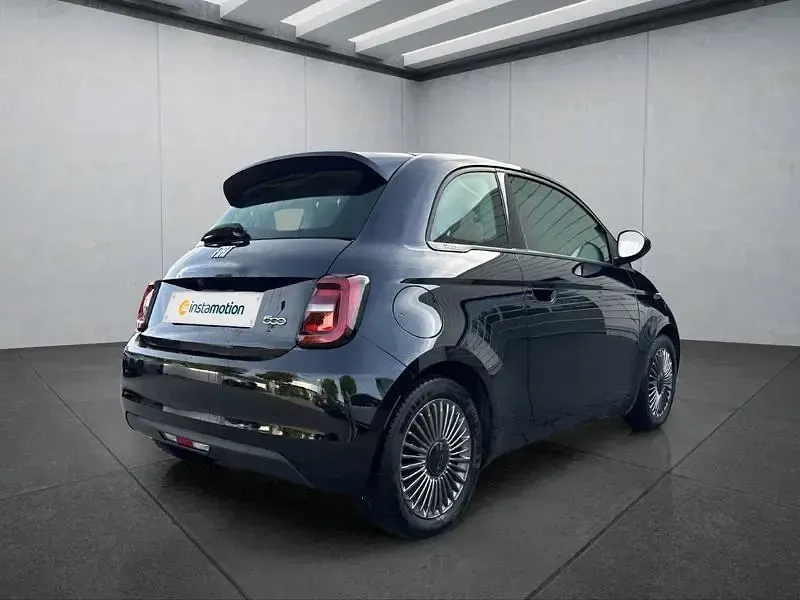 Gebraucht Fiat 500e Icon 86 kW (118 PS) 2022 Schwarz Kleinwagen