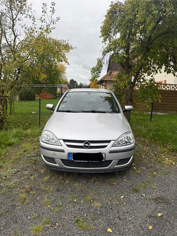 Silber Gebraucht 2004 Opel Corsa Limousine | 1.600 € (Teuer) - Bild 1/4