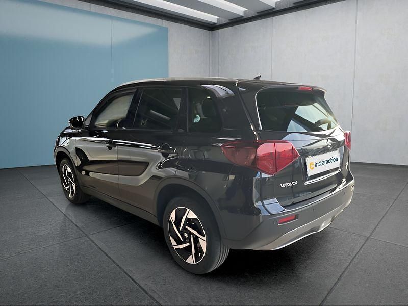 Gebraucht Suzuki Vitara 109 PS (80 kW) 2025 Schwarz SUV
