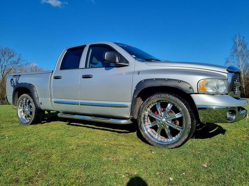 Silber Gebraucht 2002 Dodge Ram Abholung | 9.900 € (Etwas zu teuer) - Bild 1/4