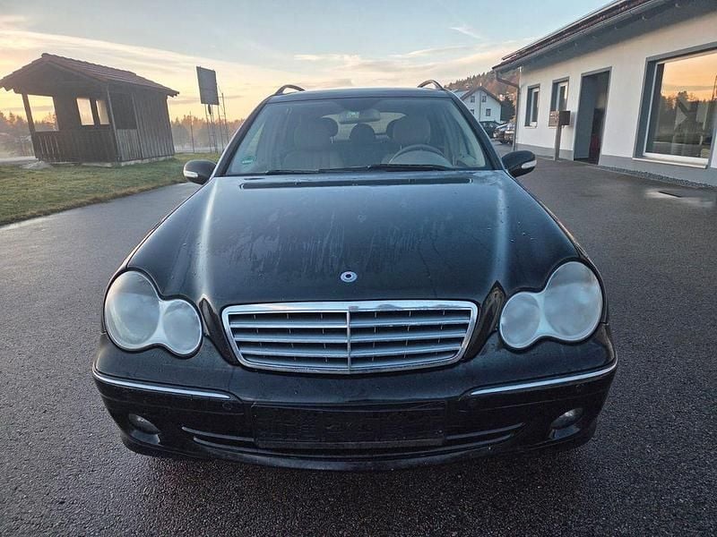Gebraucht Mercedes C200 Elegance 163 PS (119 kW) 2006 Schwarz Kombi