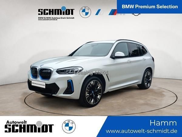Weiß (mineralweiß) Gebraucht 2022 BMW iX3 Impressive SUV | 40.789 € (Fairer Preis) - Bild 1/4