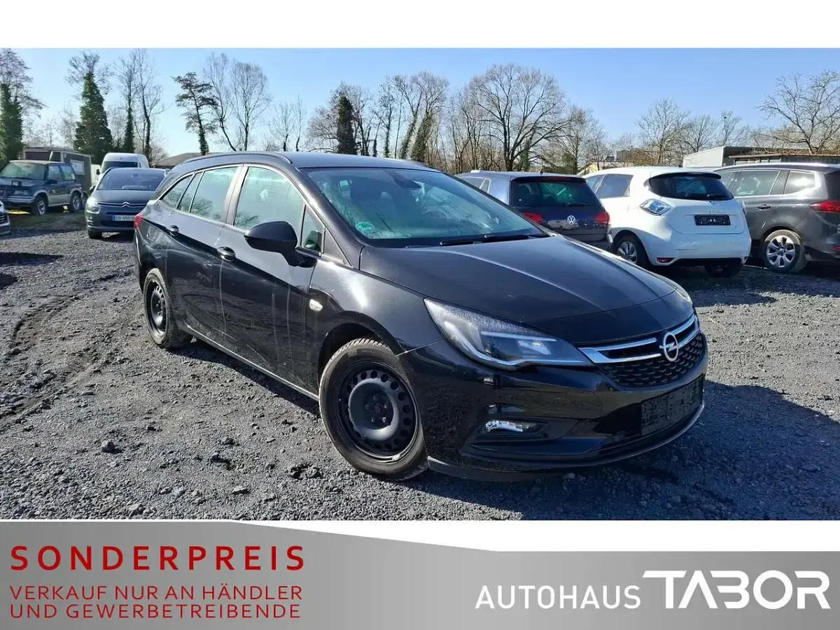 Gebraucht Opel Astra Edition 110 PS (80 kW) 2018 Schwarz Limousine