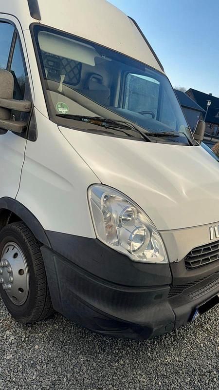 Weiß Gebraucht 2014 Iveco Daily Van / Kleinbus | 5.500 € - Bild 1/4