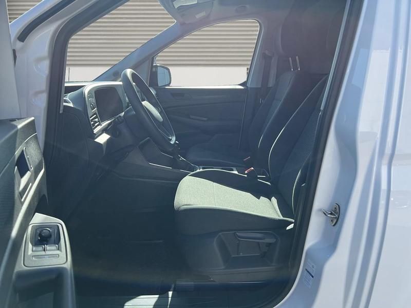 Usado VW Caddy Basis 75 HP (55 kW) 2022 Monovolume