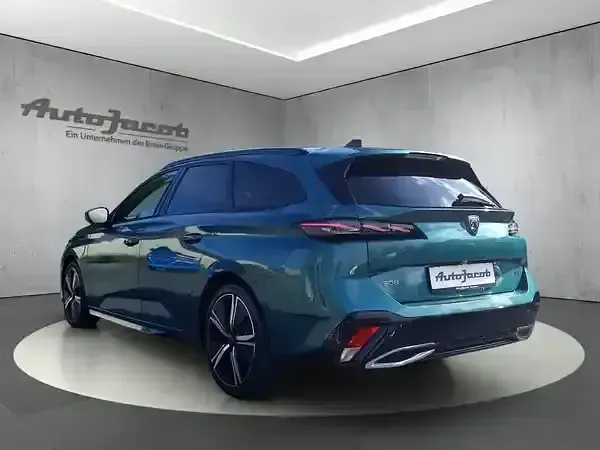 Gebraucht Peugeot 308 131 PS (96 kW) 2023 Avatar blau Kombi