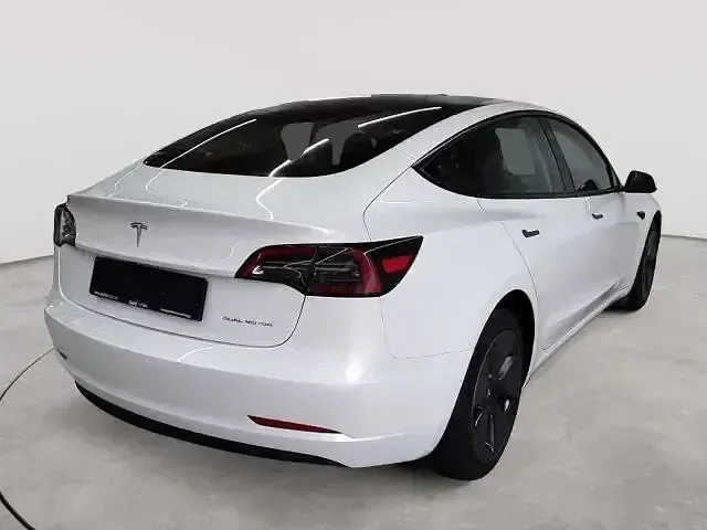 Gebraucht Tesla Model 3 366 kW (498 PS) 2023 Weiß Limousine