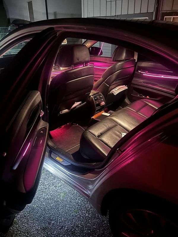 Second-hand BMW 730 Performance 245 CP (180 kW) 2011 Berlinǎ