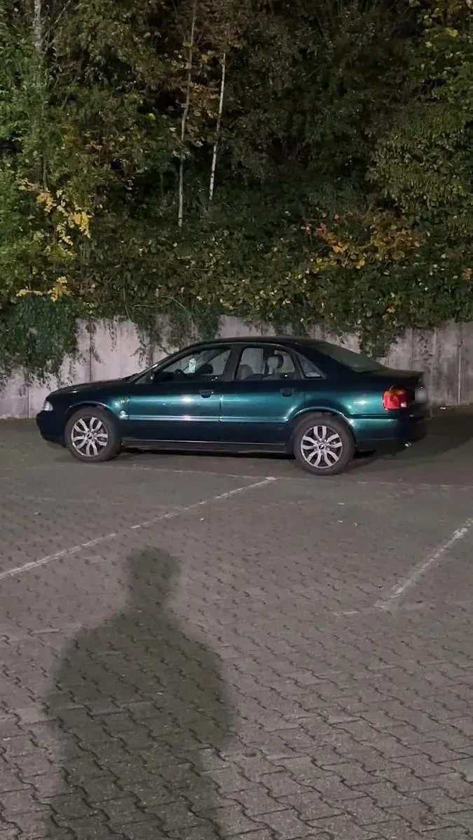 Occasion Audi A4 110 ch (80 kW) 1996 Vert Berline