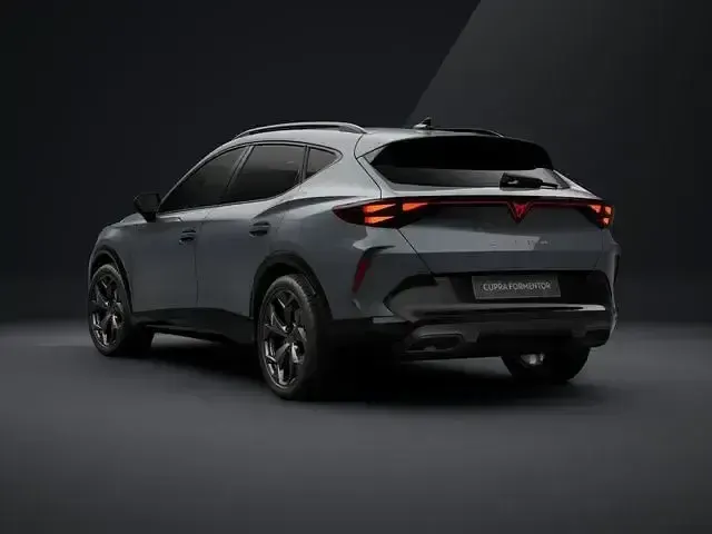 Neu Cupra Formentor 150 PS (110 kW) 2026 Grau SUV