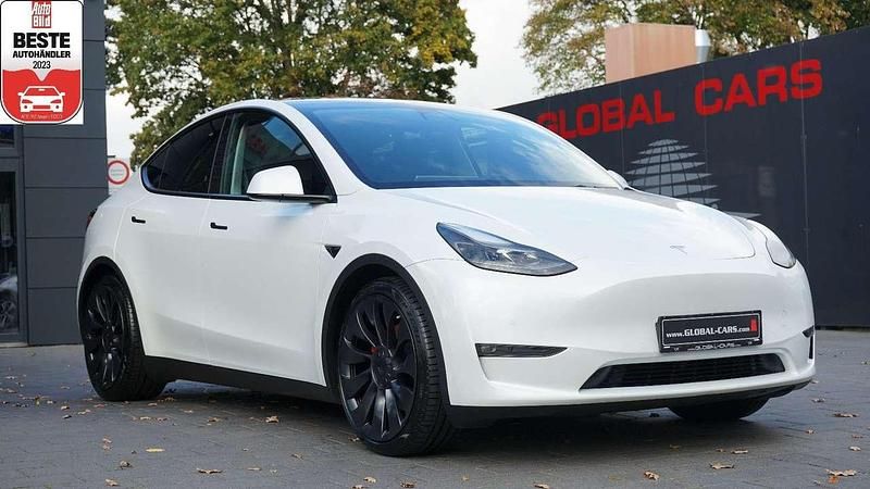 Gletscherweiß Gebraucht 2022 Tesla Model Y Performance SUV | 34.885 € (Fairer Preis) - Bild 1/4