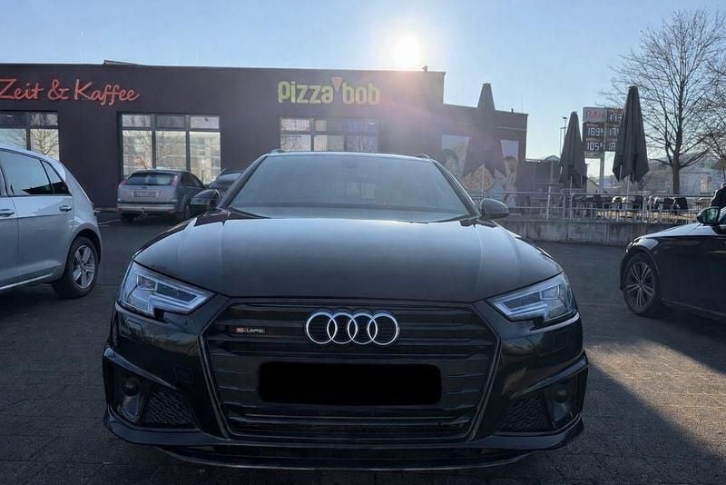 Gebraucht Audi A4 Allroad S-Line 190 PS (139 kW) 2019 Schwarz Kombi