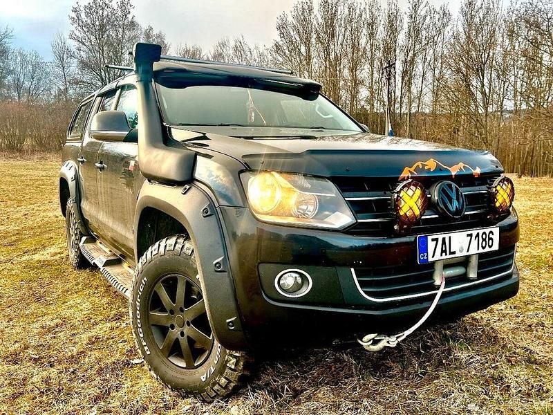 Gebraucht VW Amarok 163 PS (119 kW) 2011 Schwarz Pickup