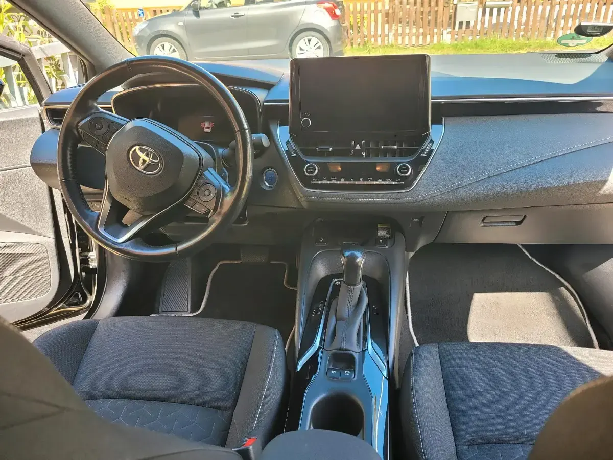 Gebraucht Toyota Corolla Team 152 PS (111 kW) 2022 Schwarz Kombi