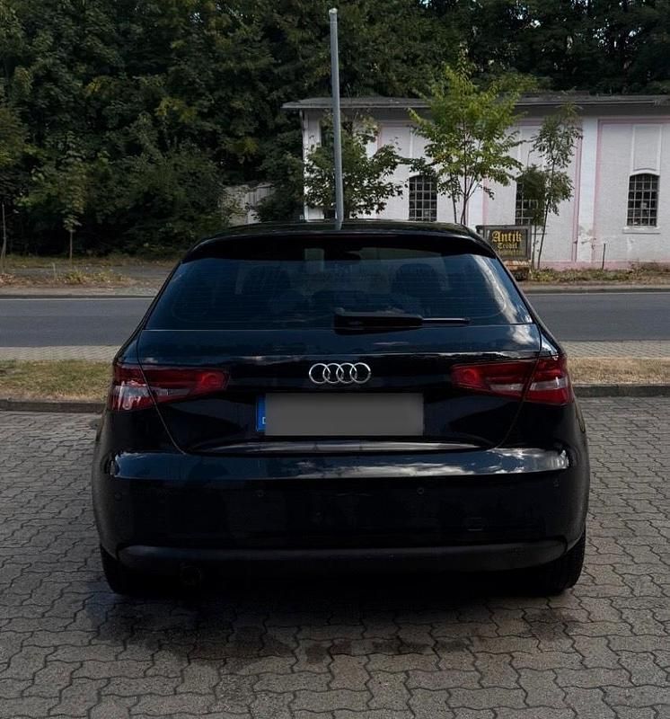 Gebraucht Audi A3 Comfort 110 PS (80 kW) 2015 Schwarz Kombi