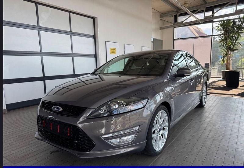 Grau Gebraucht 2015 Ford Mondeo Titanium Limousine | 12.500 € (Fairer Preis) - Bild 1/4