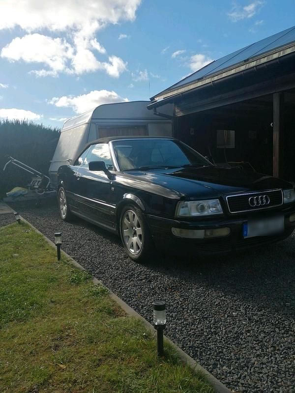 Schwarz Gebraucht 1998 Audi 80 Cabrio | 7.300 € (Etwas zu teuer) - Bild 1/4