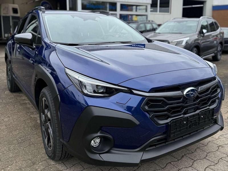 Sapphire blue Gebraucht 2023 Subaru Crosstrek Platinum Limousine | 32.990 € - Bild 1/4