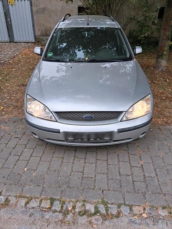 Silber Gebraucht 2002 Ford Mondeo Kombi | 650 € (Guter Preis) - Bild 1/4