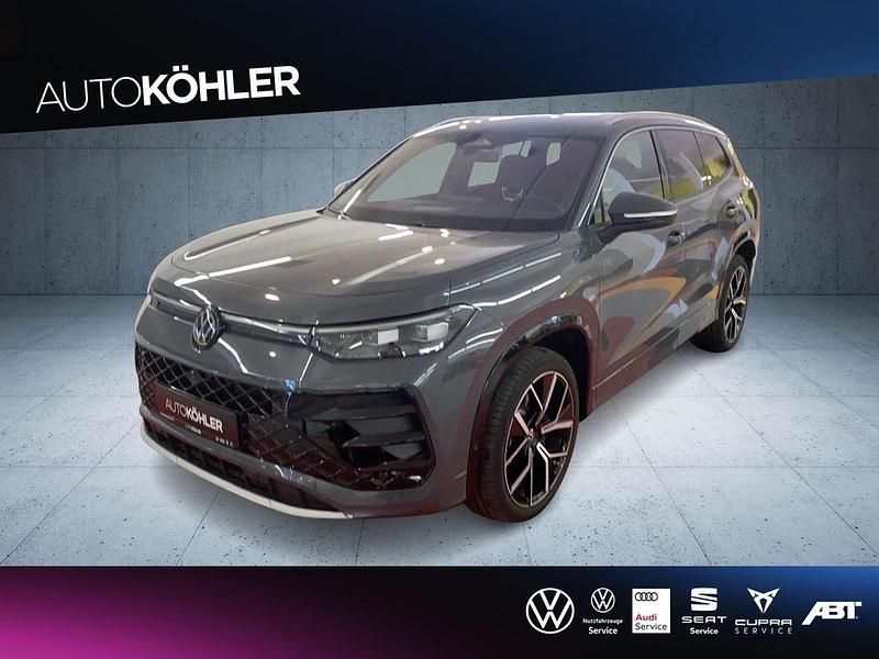 Grau Gebraucht 2025 VW Tayron R-line SUV | 57.900 € (Etwas zu teuer) - Bild 1/4