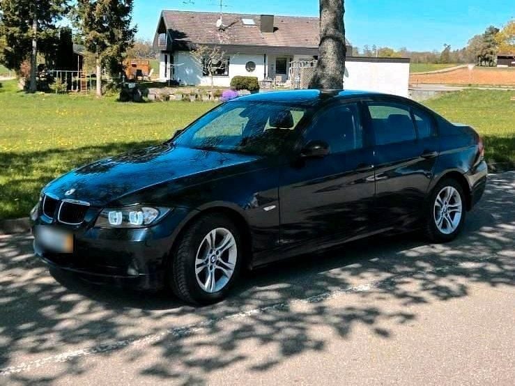 Second-hand BMW 320 150 CP (110 kW) 2005 Albastru Berlinǎ