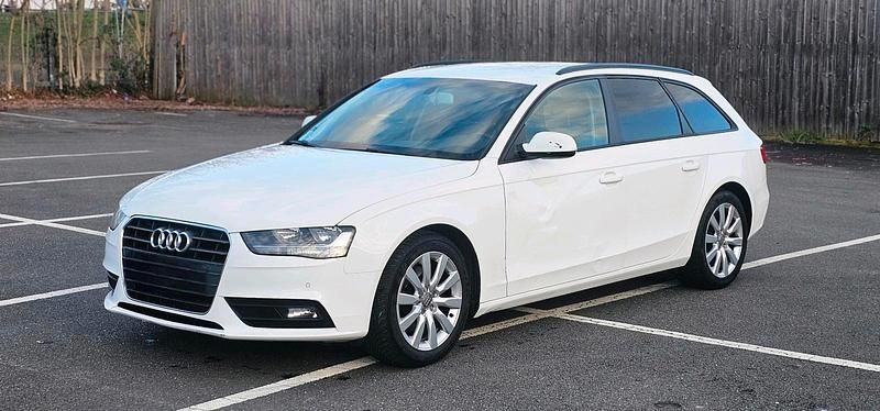 Gebraucht Audi A4 170 PS (125 kW) 2012 Weiß Kombi