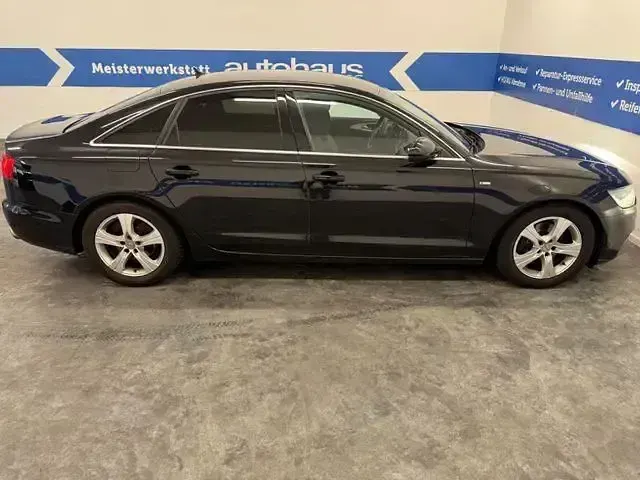 Używany Audi A6 S-Line 179 KM (131 kW) 2013 Czarny Sedan/Limuzyna