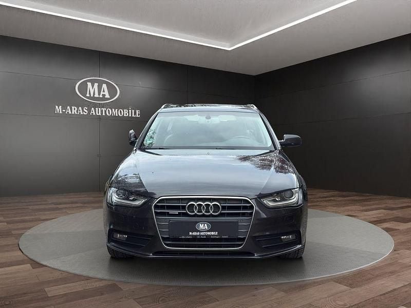 Gebraucht Audi A4 Ambiente 211 PS (155 kW) 2012 Grau Kombi