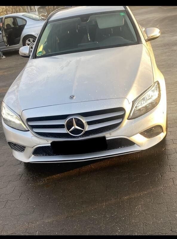 Silber Gebraucht 2020 Mercedes C220 Business Kombi | 17.199 € (Superpreis) - Bild 1/4