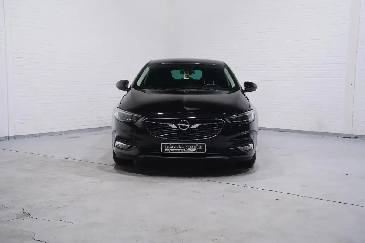 Gebraucht Opel Insignia Innovation 164 PS (120 kW) 2018 Schwarz Limousine