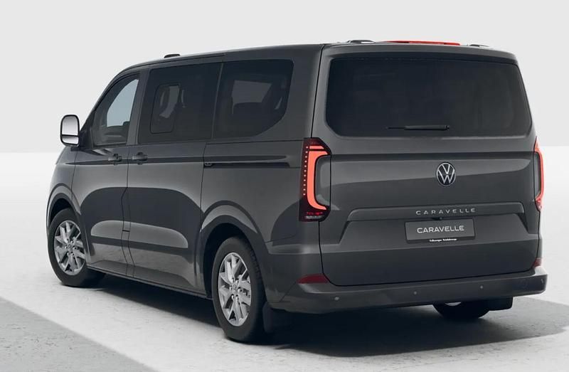 Neu VW T7 Style 150 PS (110 kW) 2026 Graphite dust metallic Van