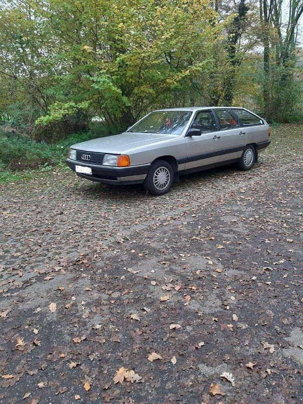 Silber Gebraucht 1983 Audi 100 Kombi | 5.950 € - Bild 1/4